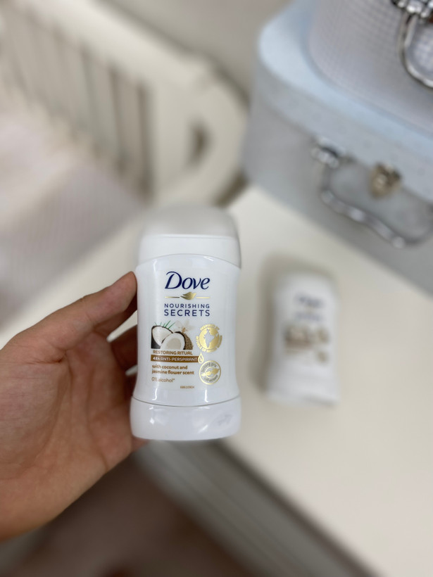 مام استیکی داو رایحه نارگیل
